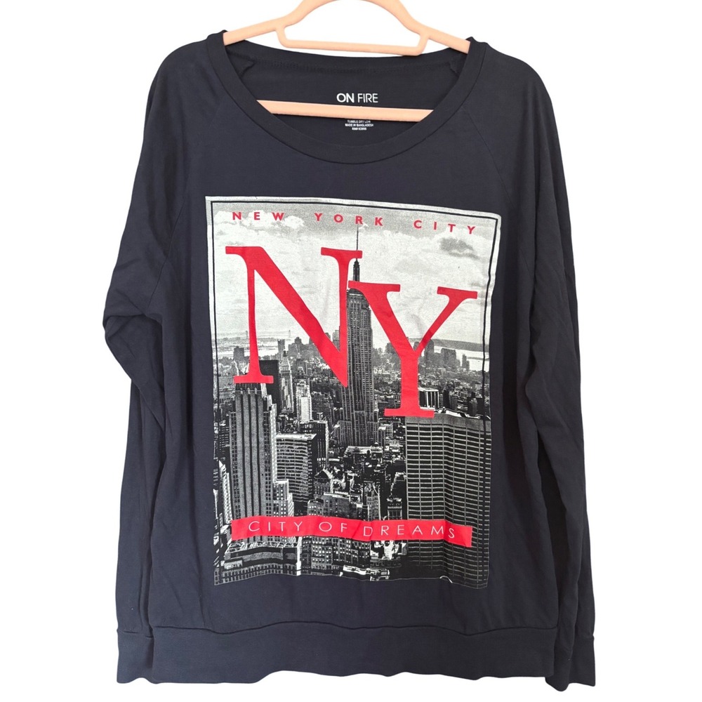 NYC City of Dreams Graphic Sweatshirt Women's 1X Black Urban Lounge Pullover